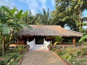 lafolielodge-garden Yoga lafolielodge-garden Yoga